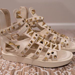 YRU CAPE ROBBIN TROY GLADIATOR